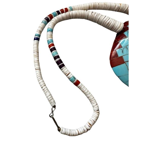 Santo Domingo Shell Festival Necklace with Block Turquoise - Picture 4 of 9